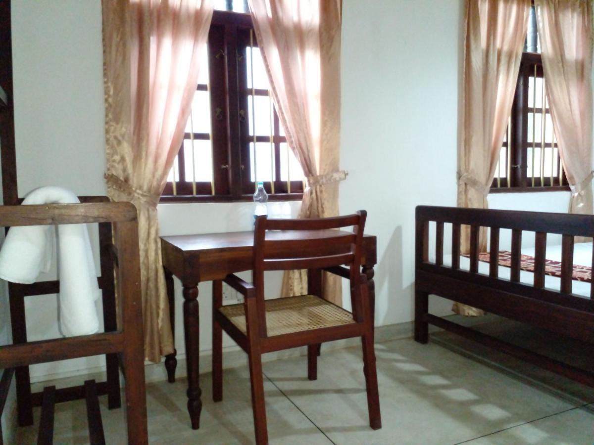 קנדי Muduna Walawwa Resort מראה חיצוני תמונה