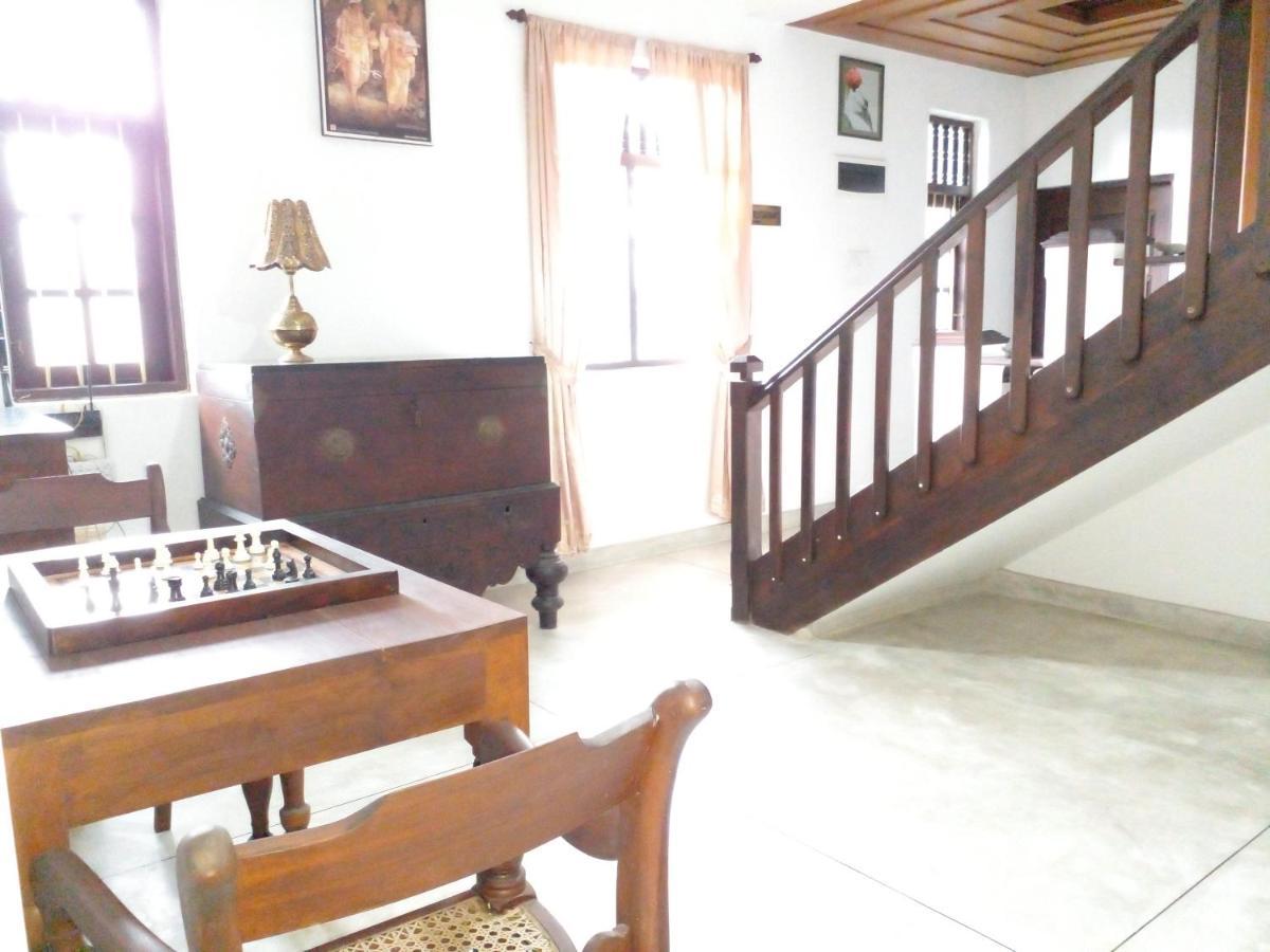 קנדי Muduna Walawwa Resort מראה חיצוני תמונה