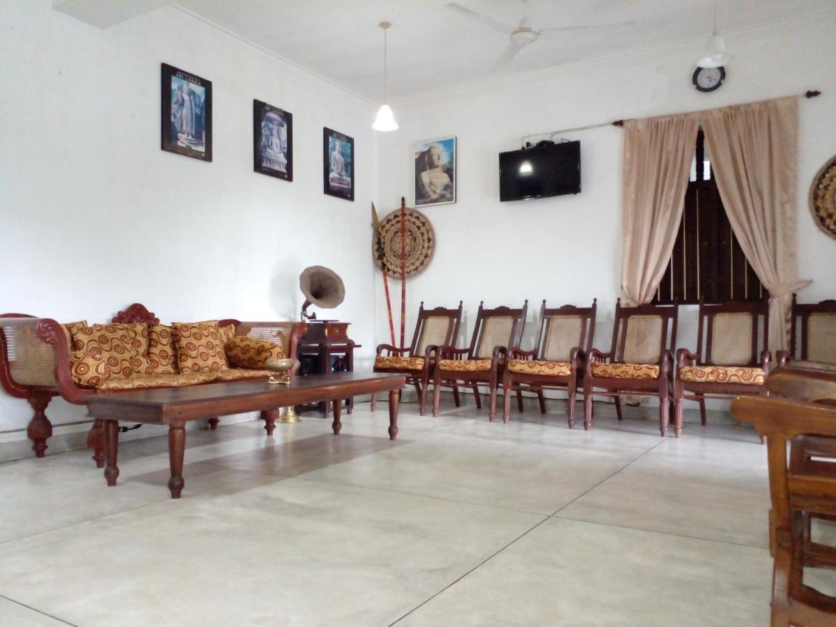 קנדי Muduna Walawwa Resort מראה חיצוני תמונה