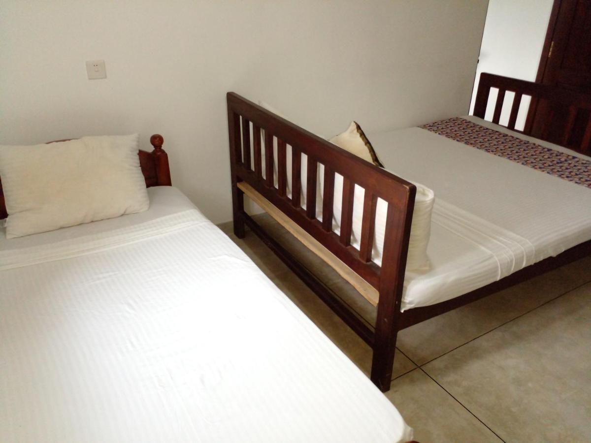 קנדי Muduna Walawwa Resort מראה חיצוני תמונה