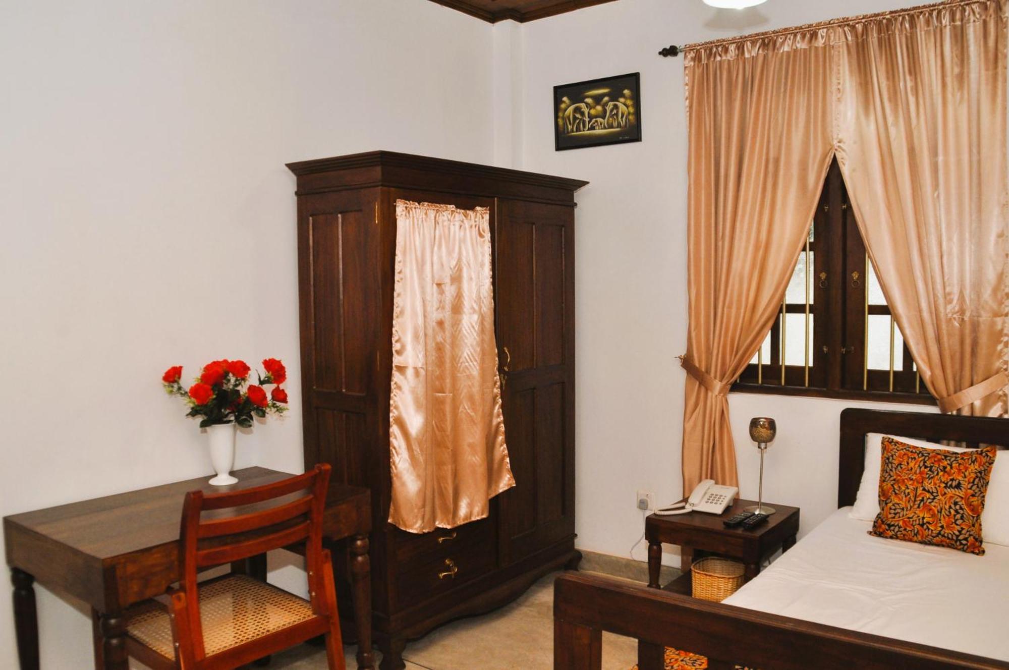 קנדי Muduna Walawwa Resort מראה חיצוני תמונה
